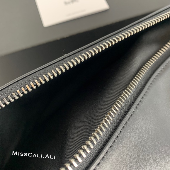 ⚡️COACH Men’s Warren Signature Leather Belt Bag - Picture 6 of 13